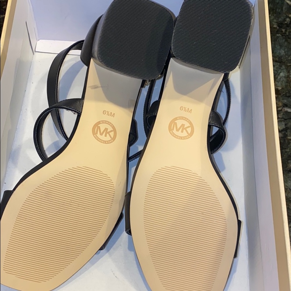Michael Kors black sandals - Picture 4 of 5